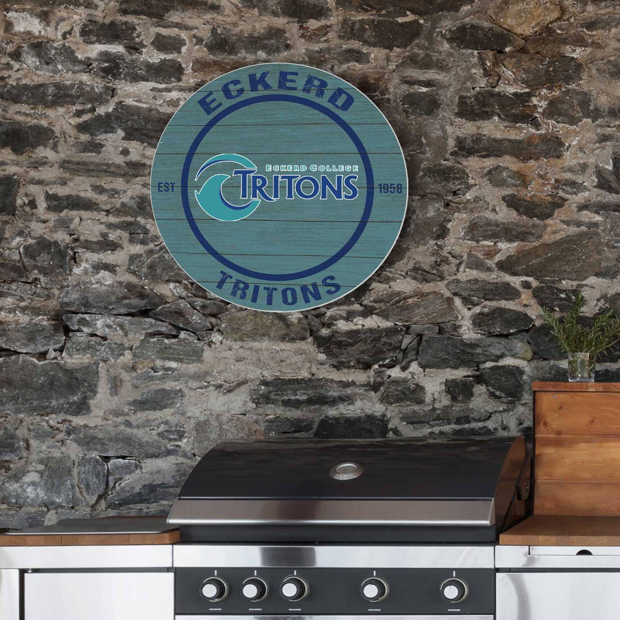 ECKERD COLLEGE  
EST 1958  
TRITONS