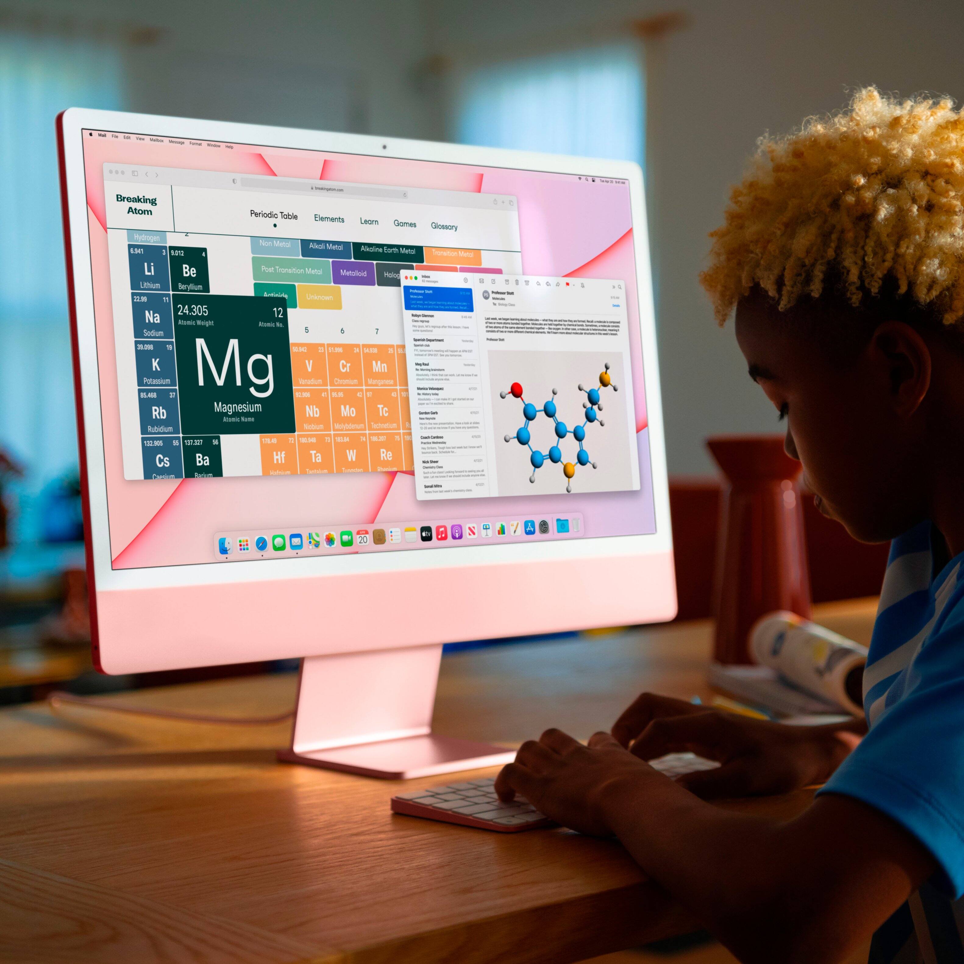 Alt View 14. Apple - iMac 24" with Retina 4.5K display All-In-One - Apple M1 - 8GB Memory - 256GB SSD - w/Touch ID - Purple.