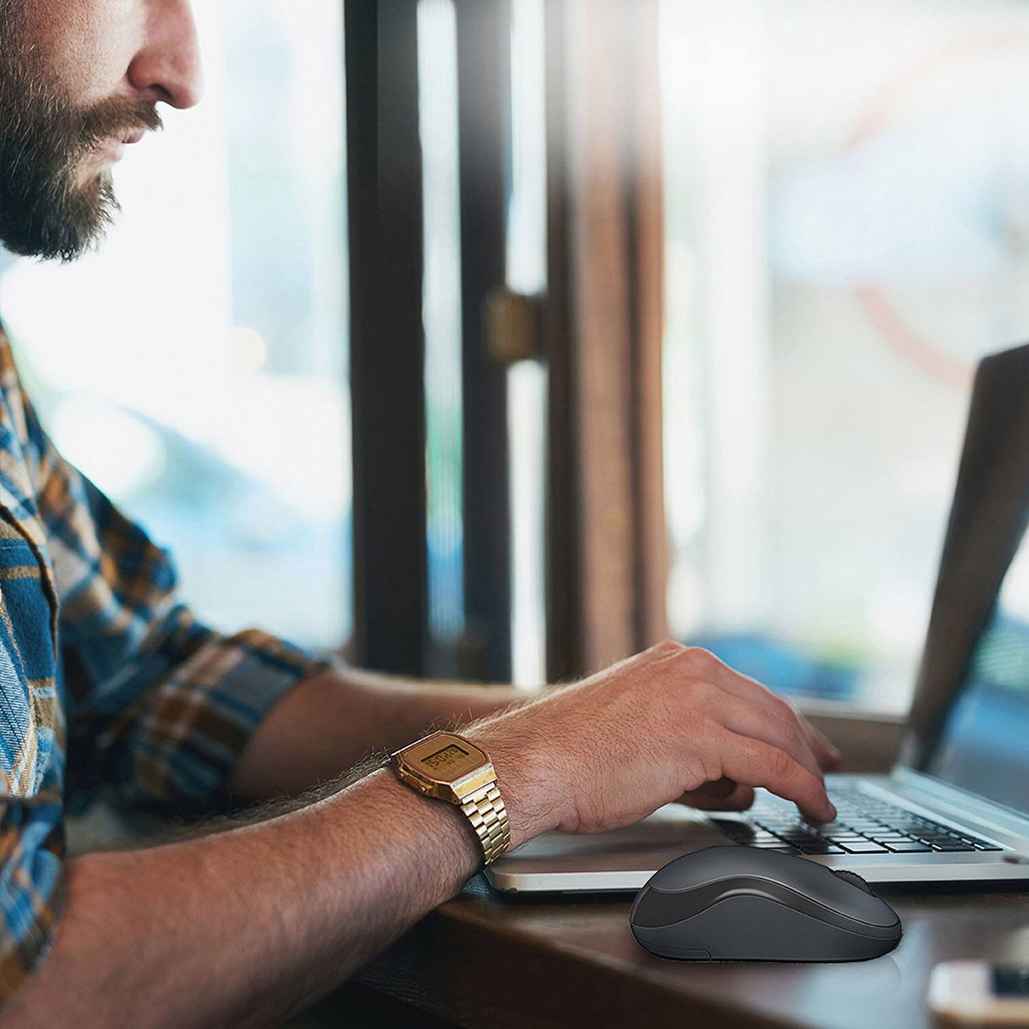 Save .50 on Logitech – M220 SILENT Wireless Optical Ambidextrous Mouse @ BestBuy Save .50 on Logitech – M220 SILENT Wireless Optical Ambidextrous Mouse @ BestBuy