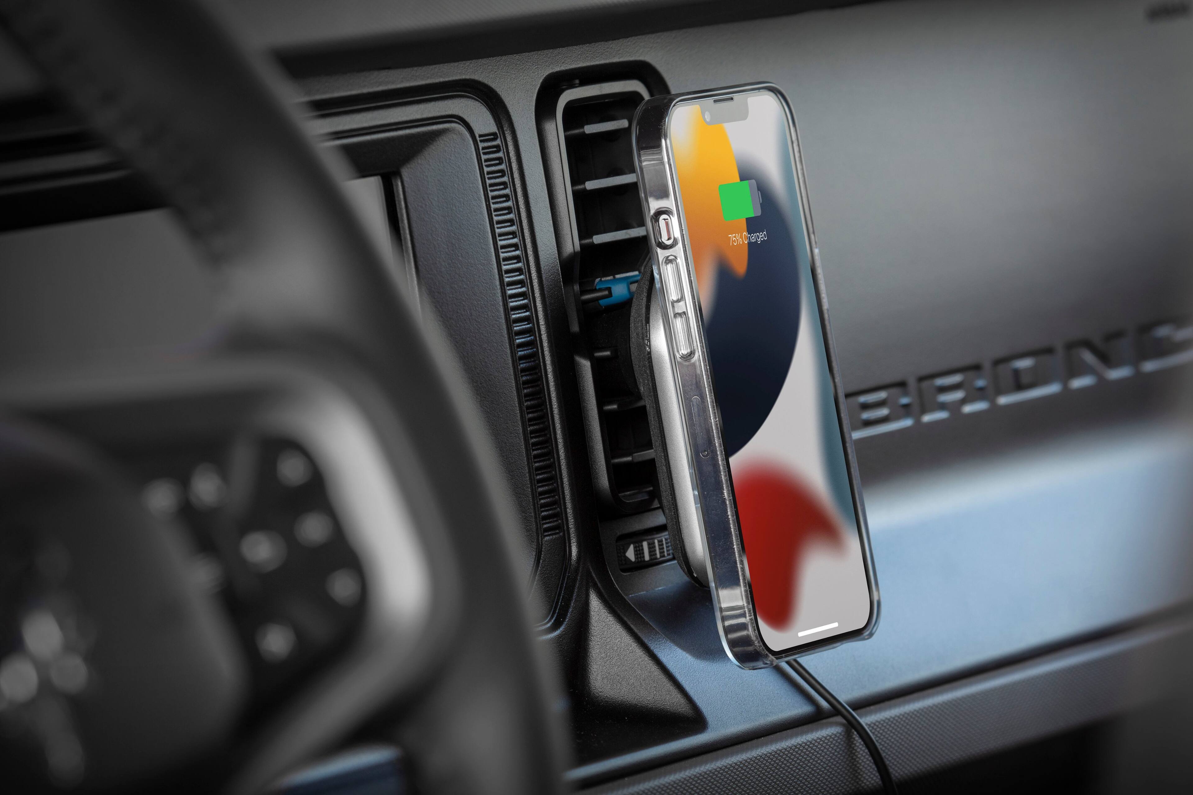 Alt View 16. Scosche - MagicMount Pro Charge5 Dash / Vent for most Cell Phones - Black.