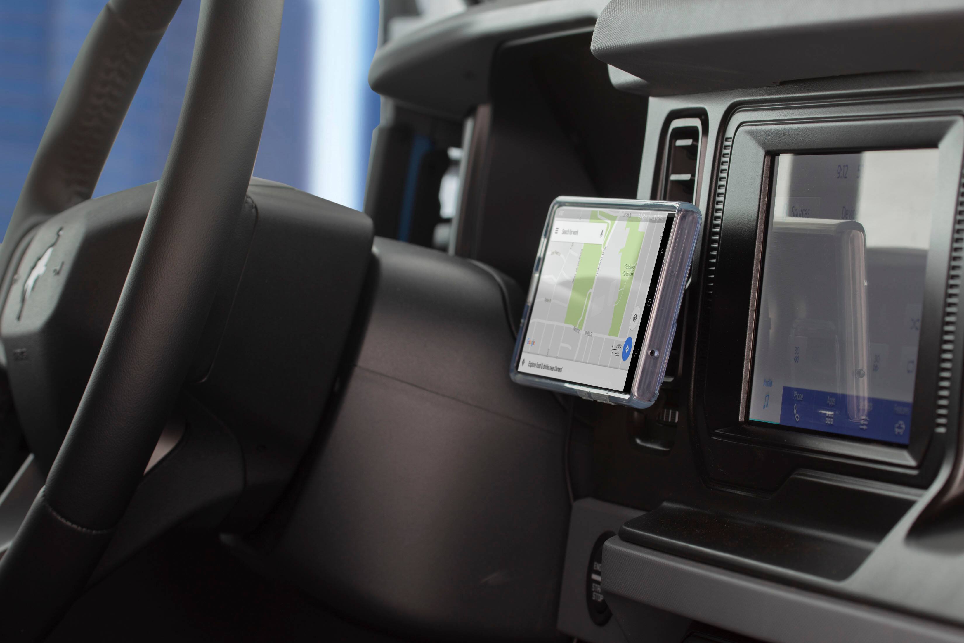 Alt View 19. Scosche - MagicMount Pro Charge5 Dash / Vent for most Cell Phones - Black.