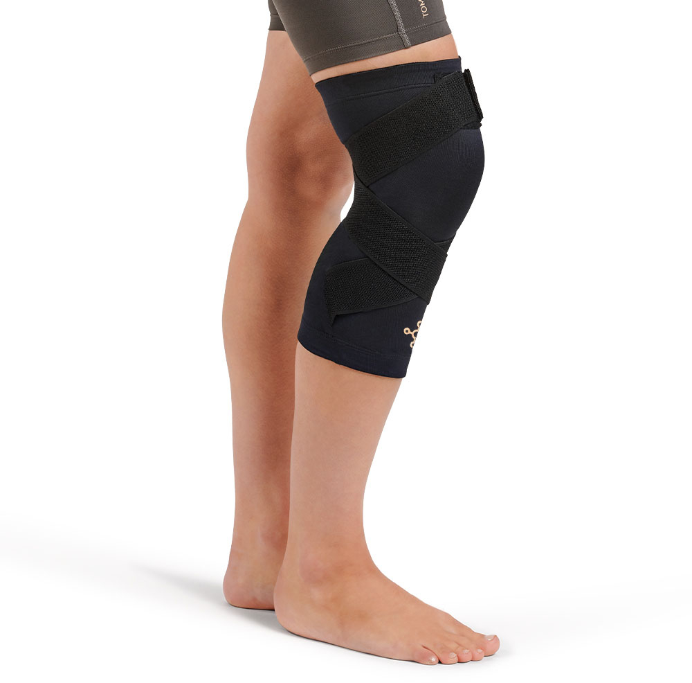  Tommie Copper Performance Compression Knee Sleeve l Knee Brace  for Joint Support l Men and Women, Black - Small : Health & Household