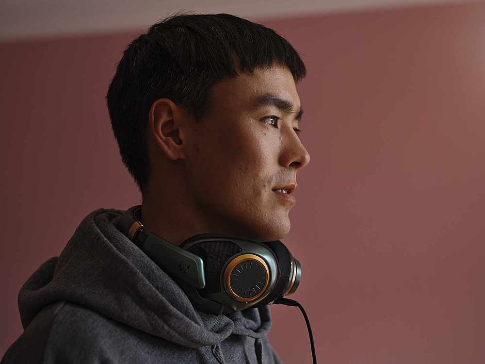 Alt View 14. EPOS - H6PRO Open Acoustic Wired Gaming Headset for PC, PS5, PS4, Xbox Series X, Xbox One, Nintendo Switch, Mac - Racing Green.