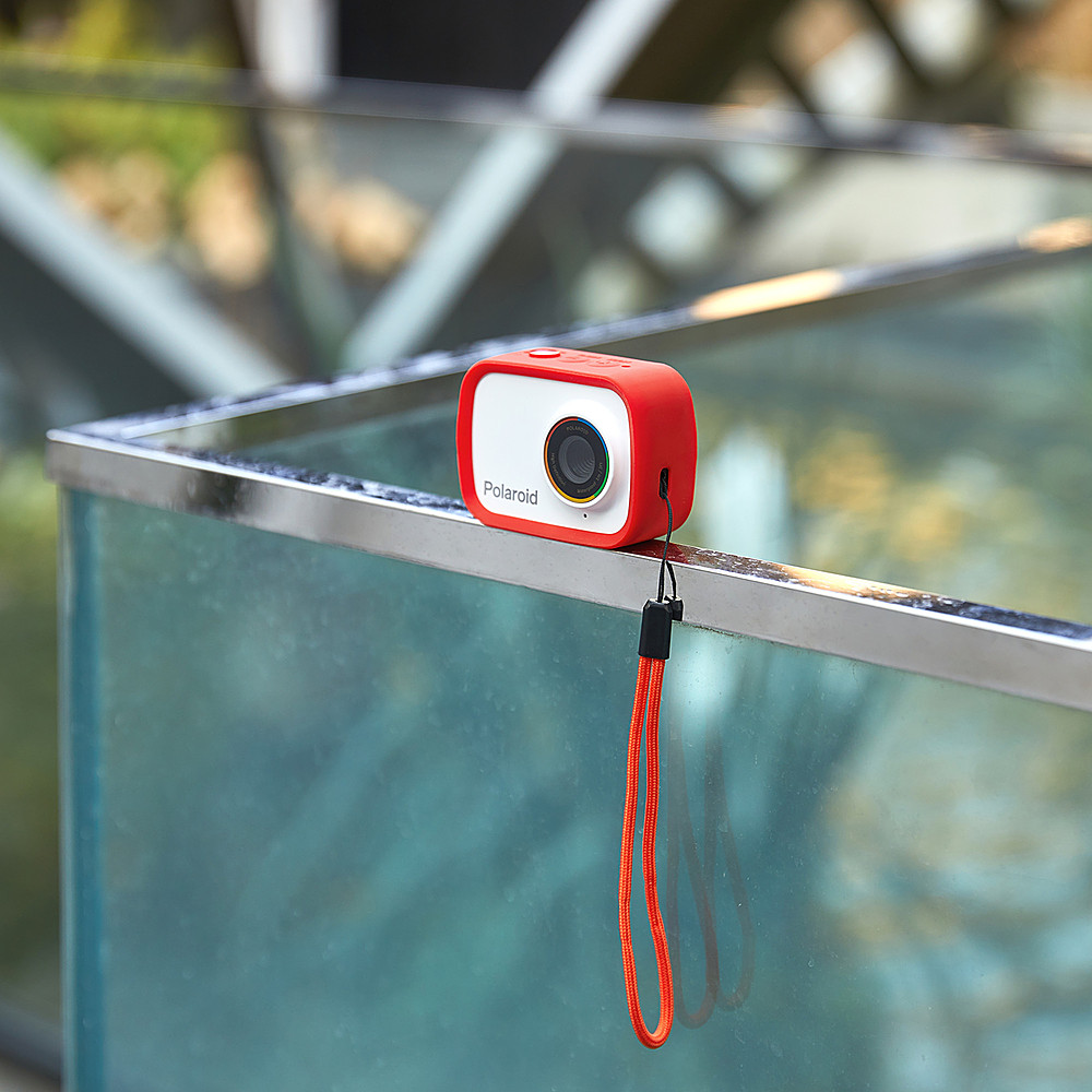 Best Buy: Polaroid Go Cam 12.1-Megapixel Waterproof Action Digital Camera  Red ID757-RED
