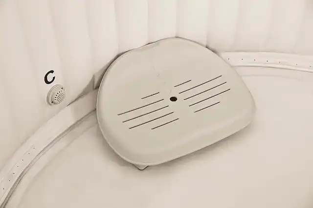 Front. Intex - PureSpa Inflatable Slip Resistant Removable Seat Hot Tub Spa Accessory - Beige.