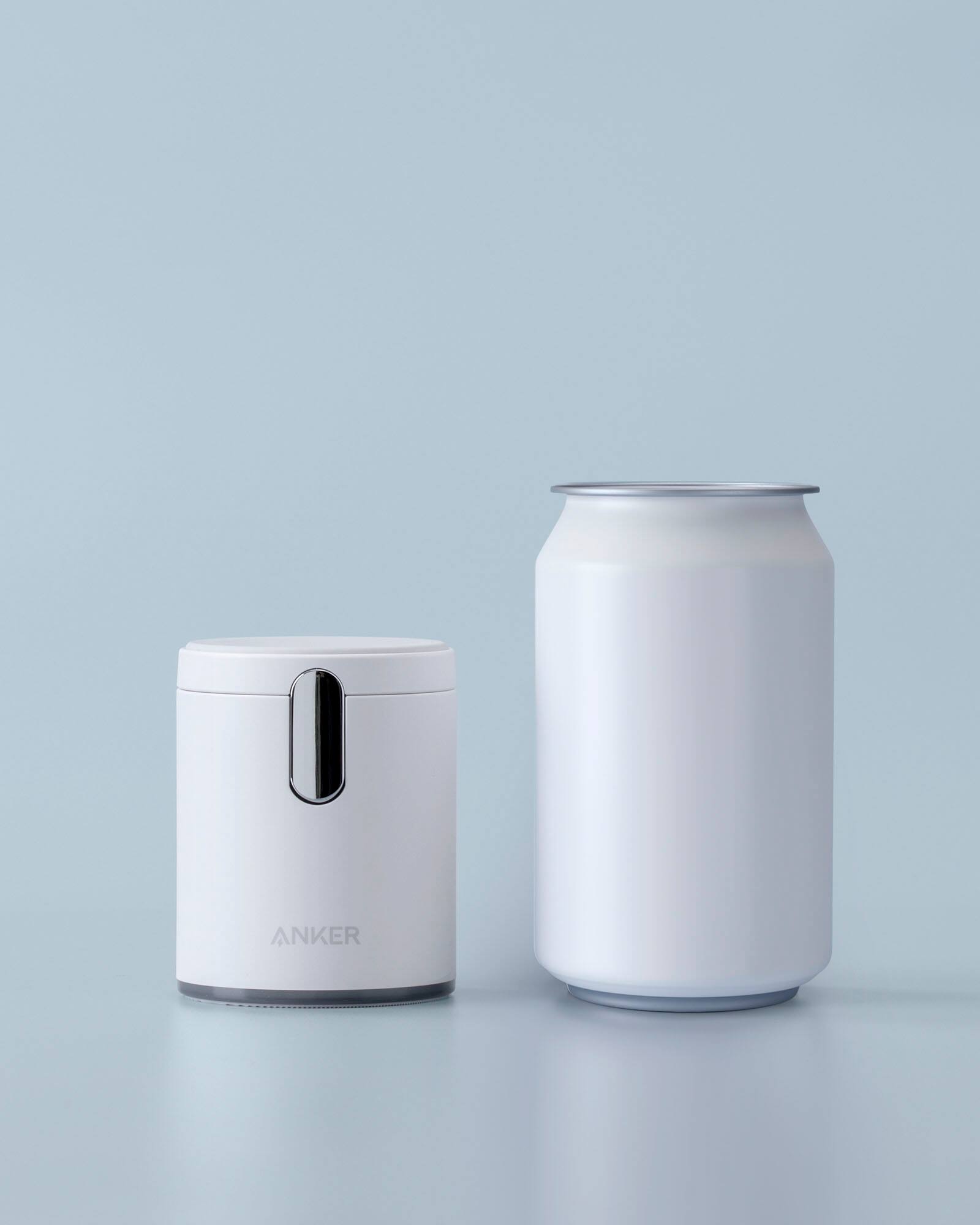 Alt View 13. Anker - MagGo Magnetic 2-in-1 Wireless Charger for iPhone 12 & Later - White.