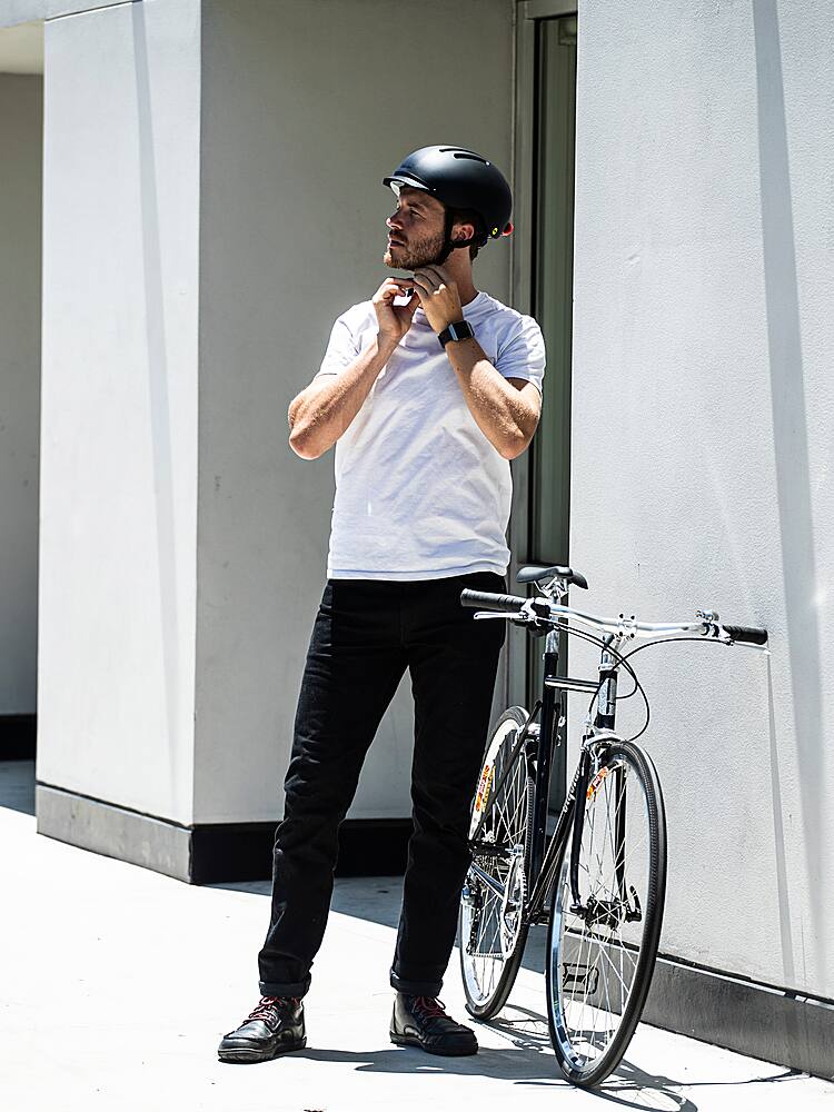 Alt View 24. Thousand - Chapter Bike Helmet with MIPS - Black.