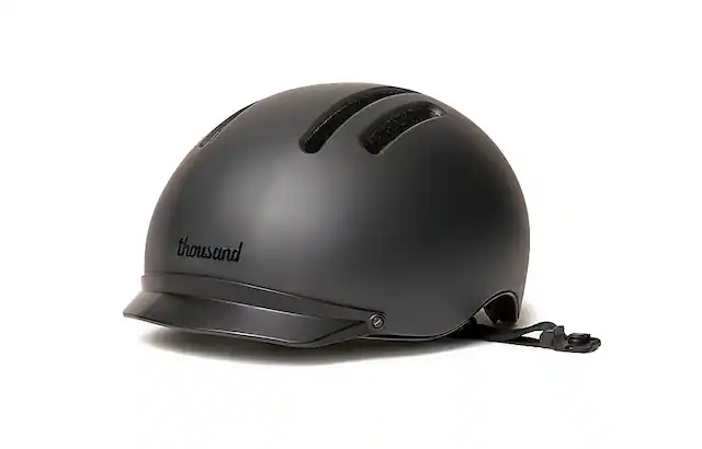Angle. Thousand - Chapter Bike Helmet with MIPS - Black.