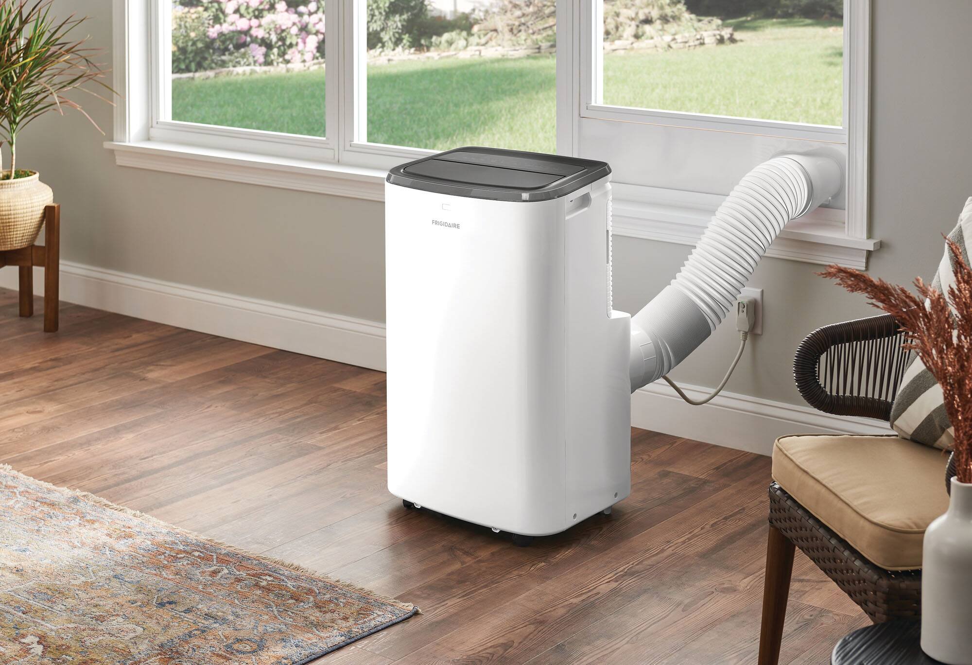 Alt View 17. Frigidaire - 3-in-1 Portable Room Air Conditioner - White.