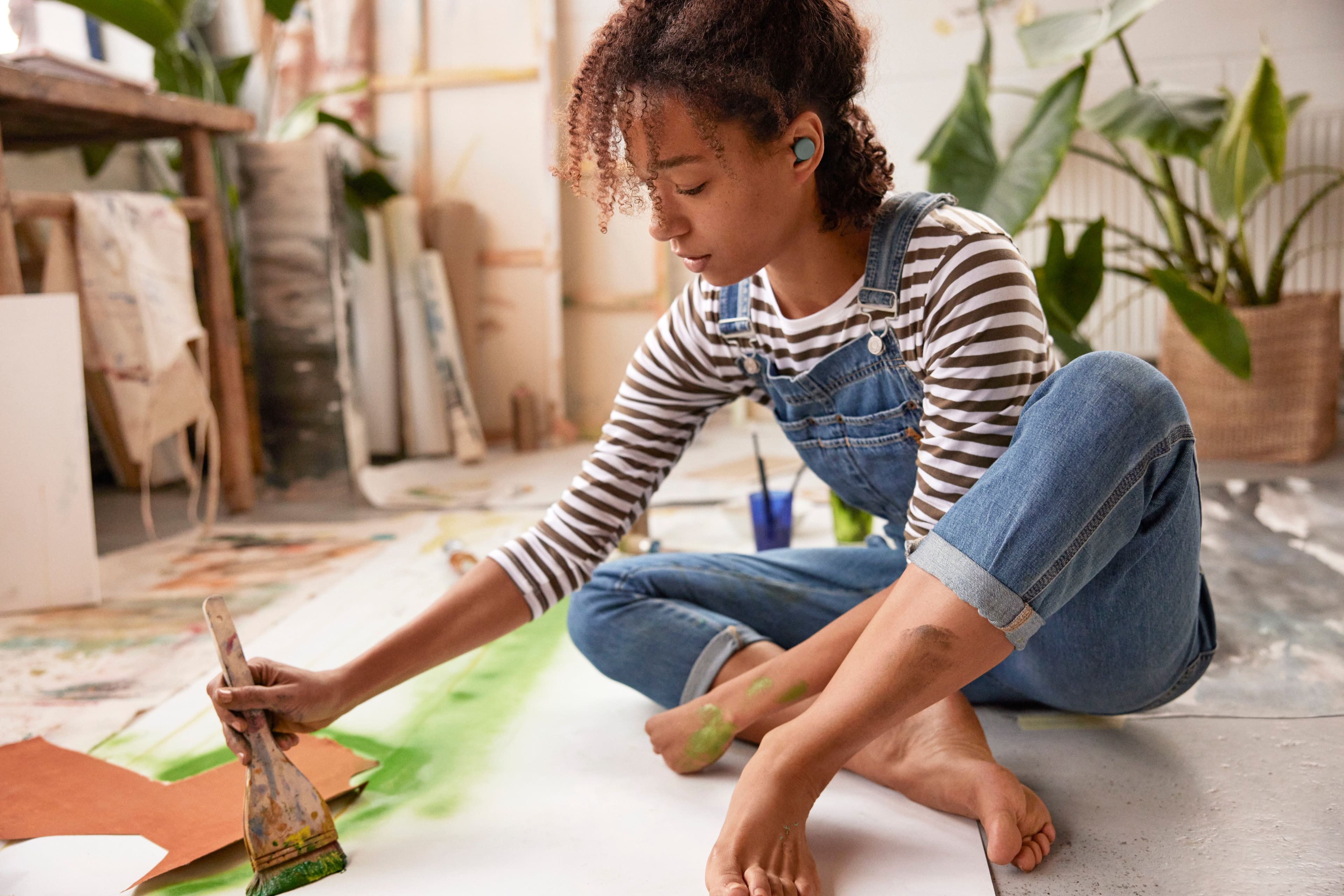 Alt View 19. Google - Geek Squad Certified Refurbished Pixel Buds A-Series True Wireless In-Ear Headphones - Olive.