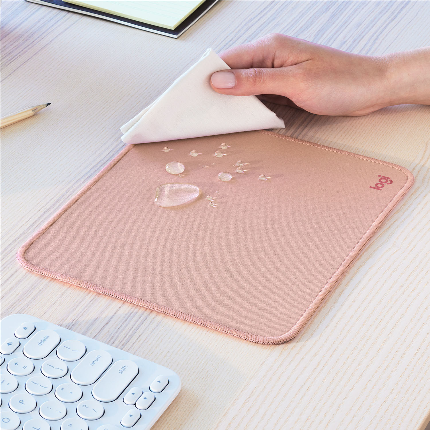 Logitech Desk Mat Studio Series Extended Mouse Pad with Spill-resistant  Durable Design (Large) Darker Rose 956-000048 - Best Buy