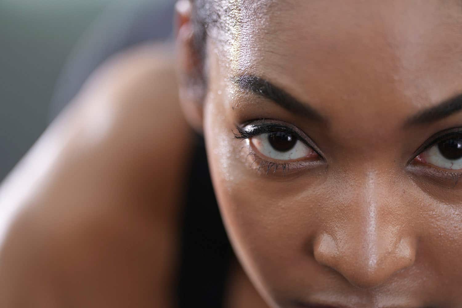 Alt View 20. Sony - FE 70-200mm F2.8 GM OSS II Full-Frame Telephoto Zoom G Master E mount Lens - White.