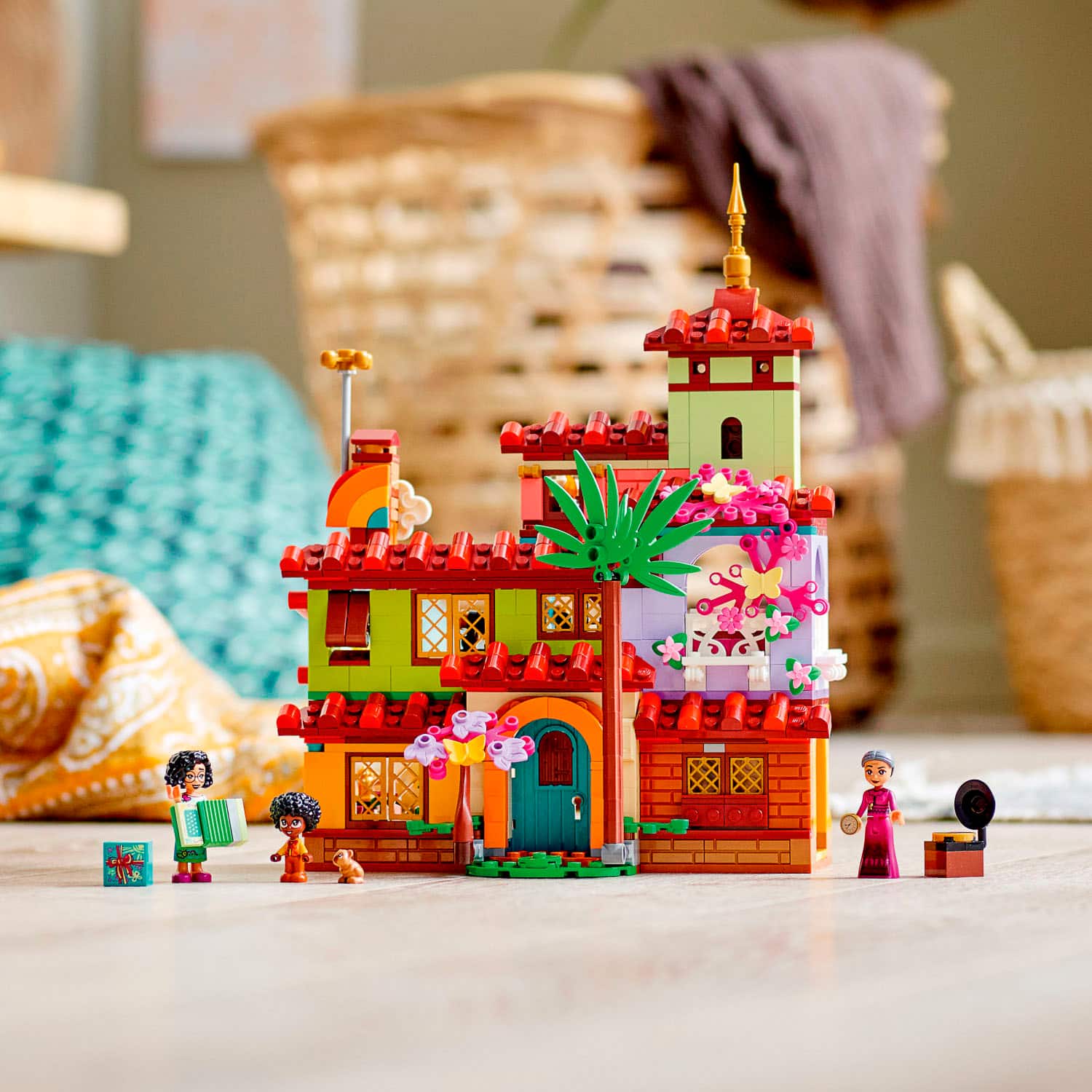 Alt View 13. LEGO - Disney Princess The Madrigal House 43202.