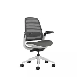 Steelcase - Series 1 Chair with Seagull Frame - Night Owl