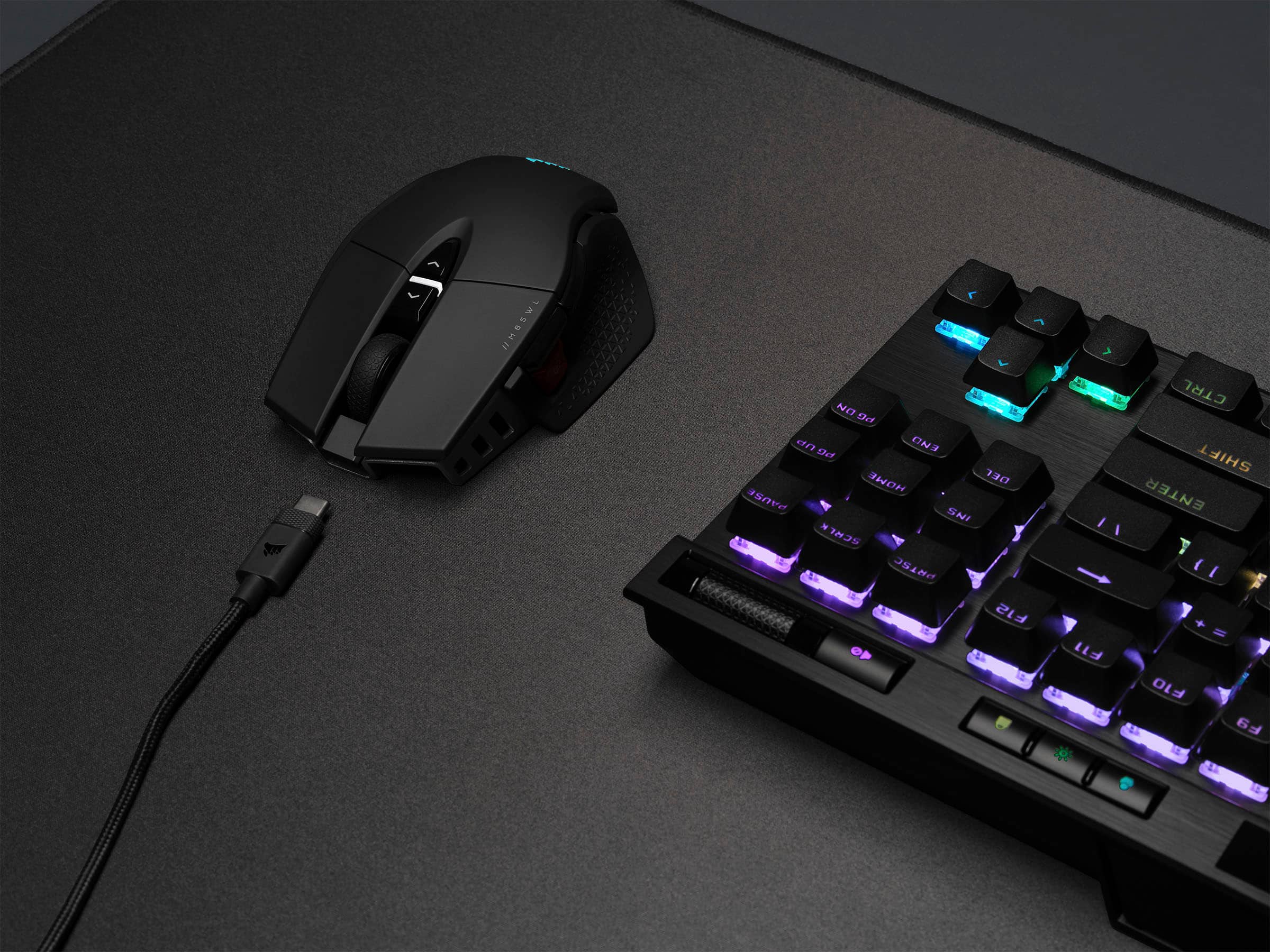 Alt View 21. CORSAIR - M65 Ultra Wireless Optical Gaming Mouse with Slipstream Technology - Black.