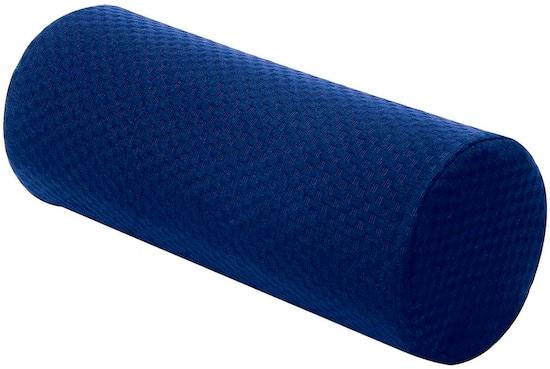 Pillow for straight shop neck