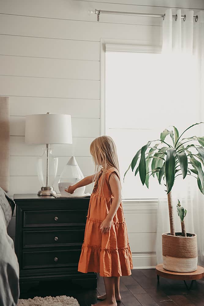 Alt View 12. CRANE - 1 Gal. Drop Cool Mist Humidifier with Sound Machine - Clear/White.