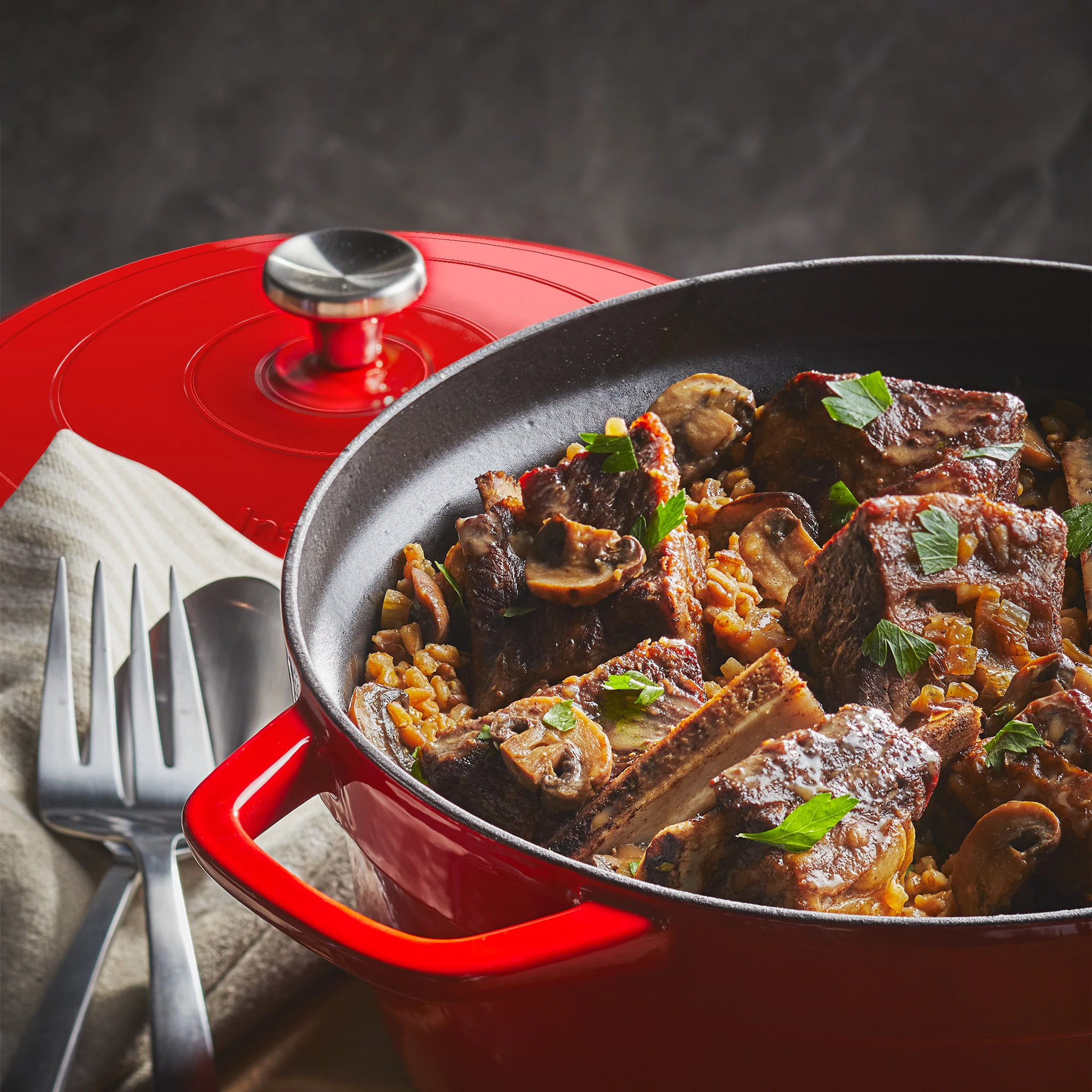 What's the Best Cast Iron Dutch Oven? 
