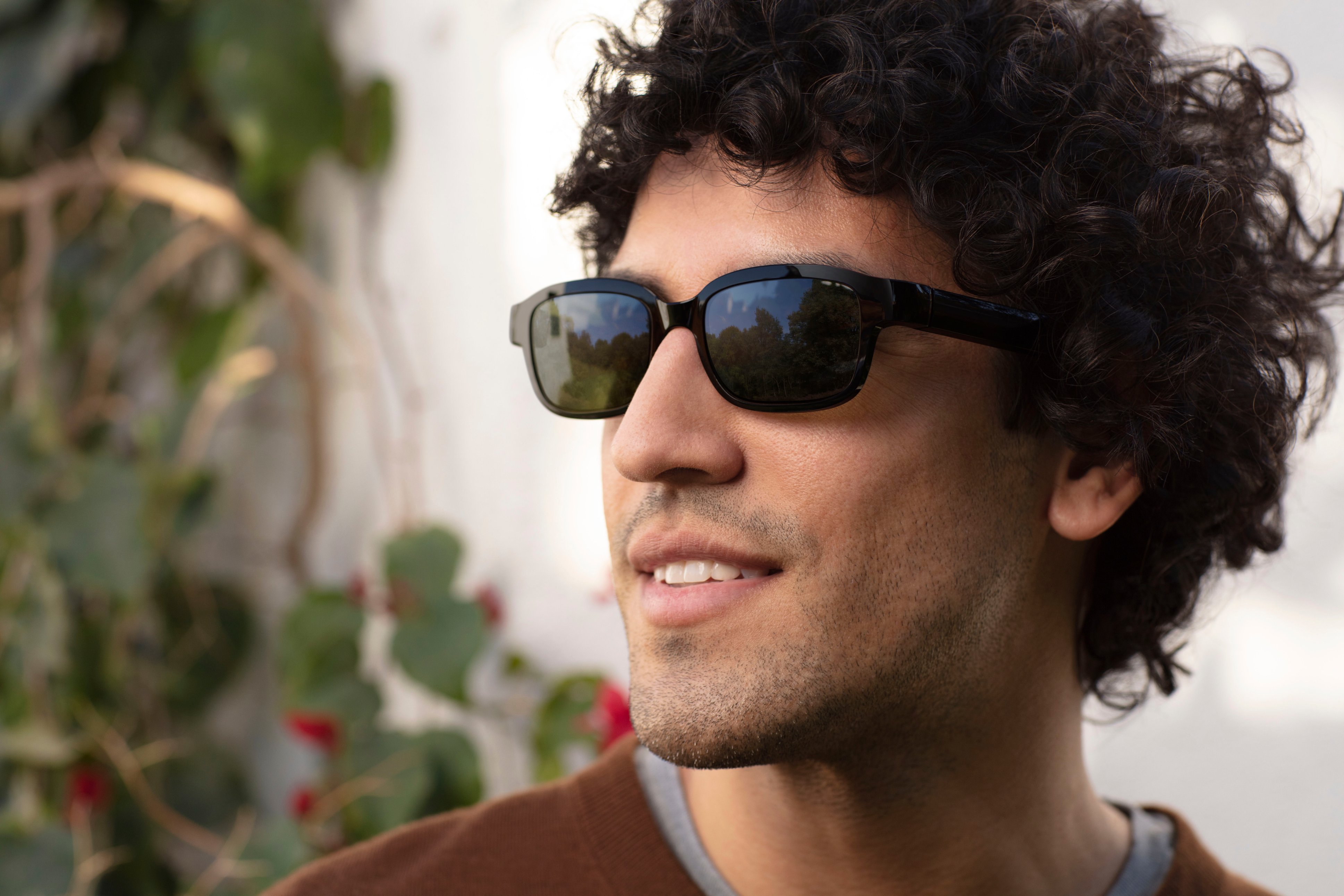 Angle View: Amazon - Echo Frames (2nd Gen) | Smart audio sunglasses with Alexa | Classic Black with polarized sunglass lenses - Black