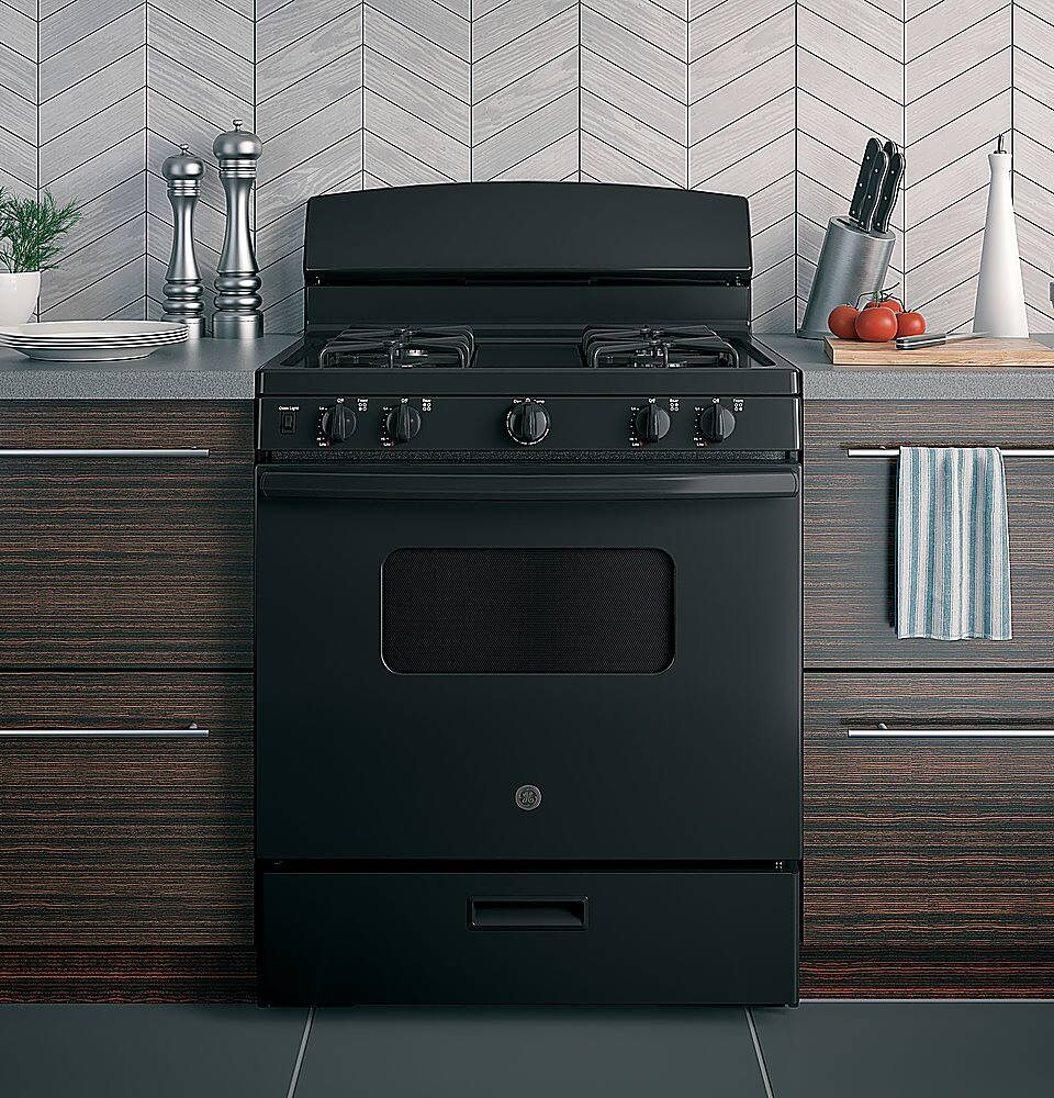 Alt View 14. GE - 4.8 Cu. Ft. Freestanding Gas Range - Black.