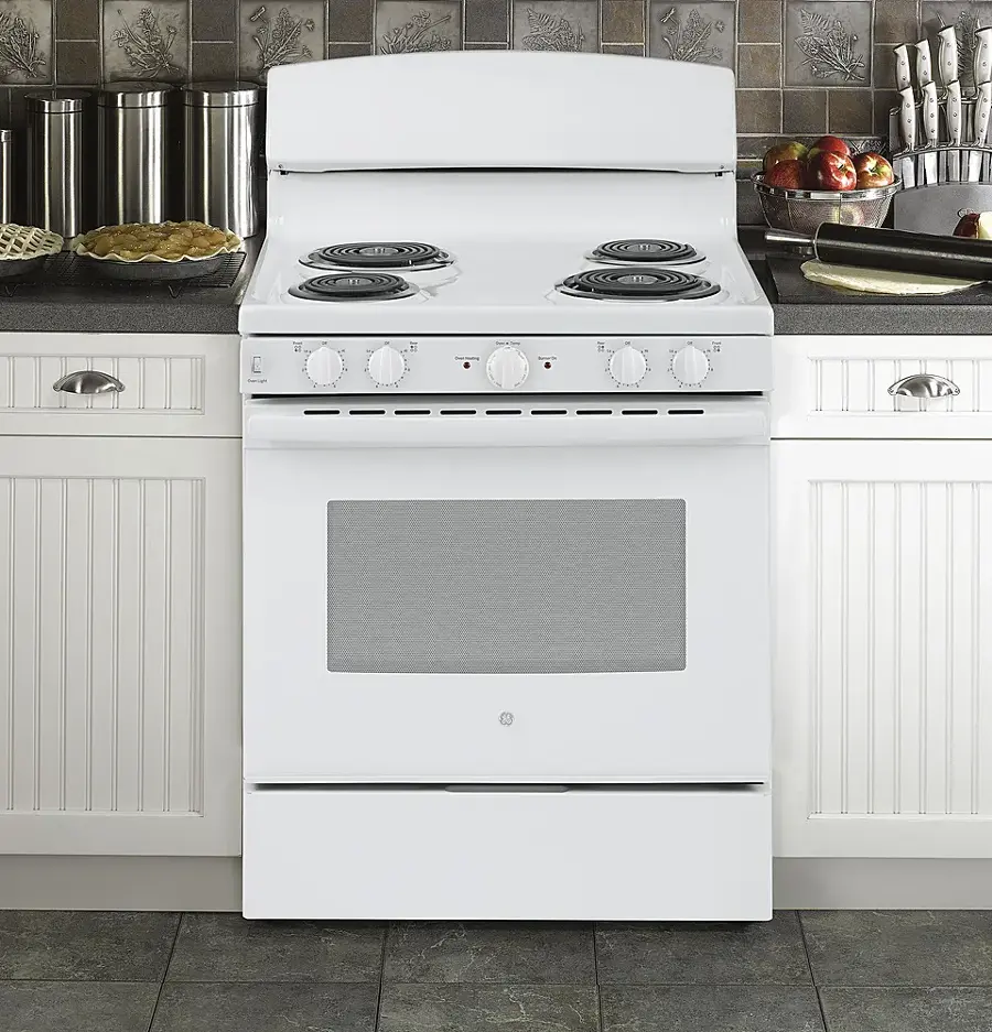Alt View 22. GE - 5.0 Cu. Ft. Freestanding Electric Range - White.