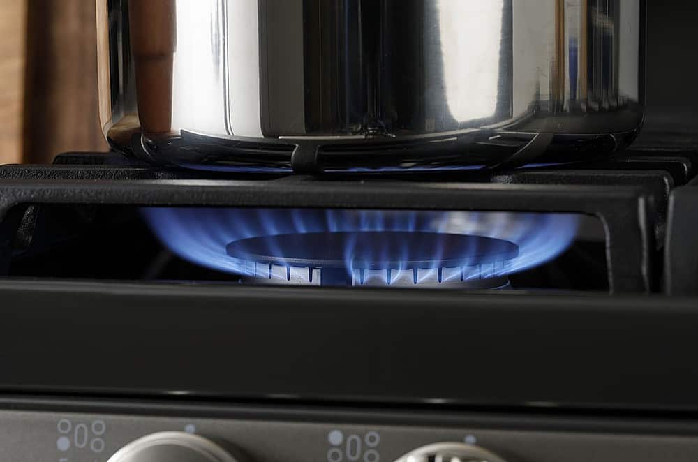 Alt View 18. GE - 5.0 Cu. Ft. Freestanding Gas Convection Range with Self-Steam Cleaning and No-Preheat Air Fry - Stainless Steel.