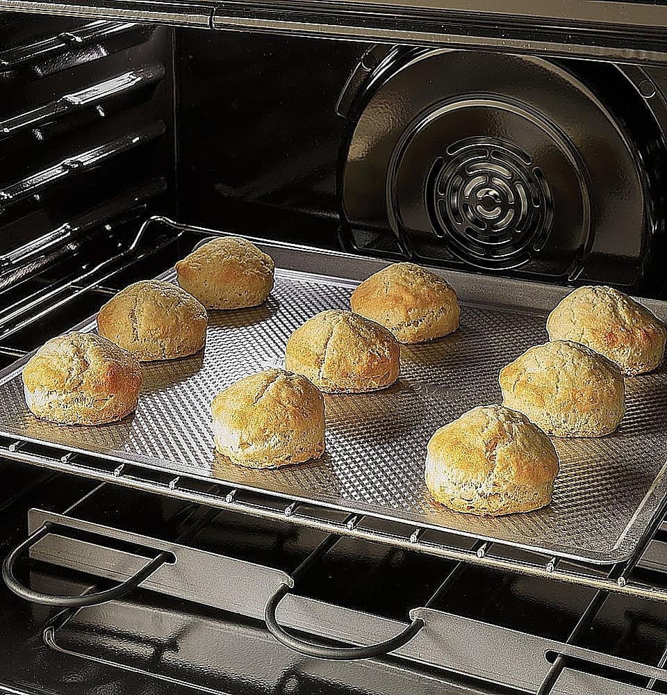 Alt View 14. GE - 5.0 Cu. Ft. Freestanding Gas Convection Range with Self-Steam Cleaning and No-Preheat Air Fry - Stainless Steel.