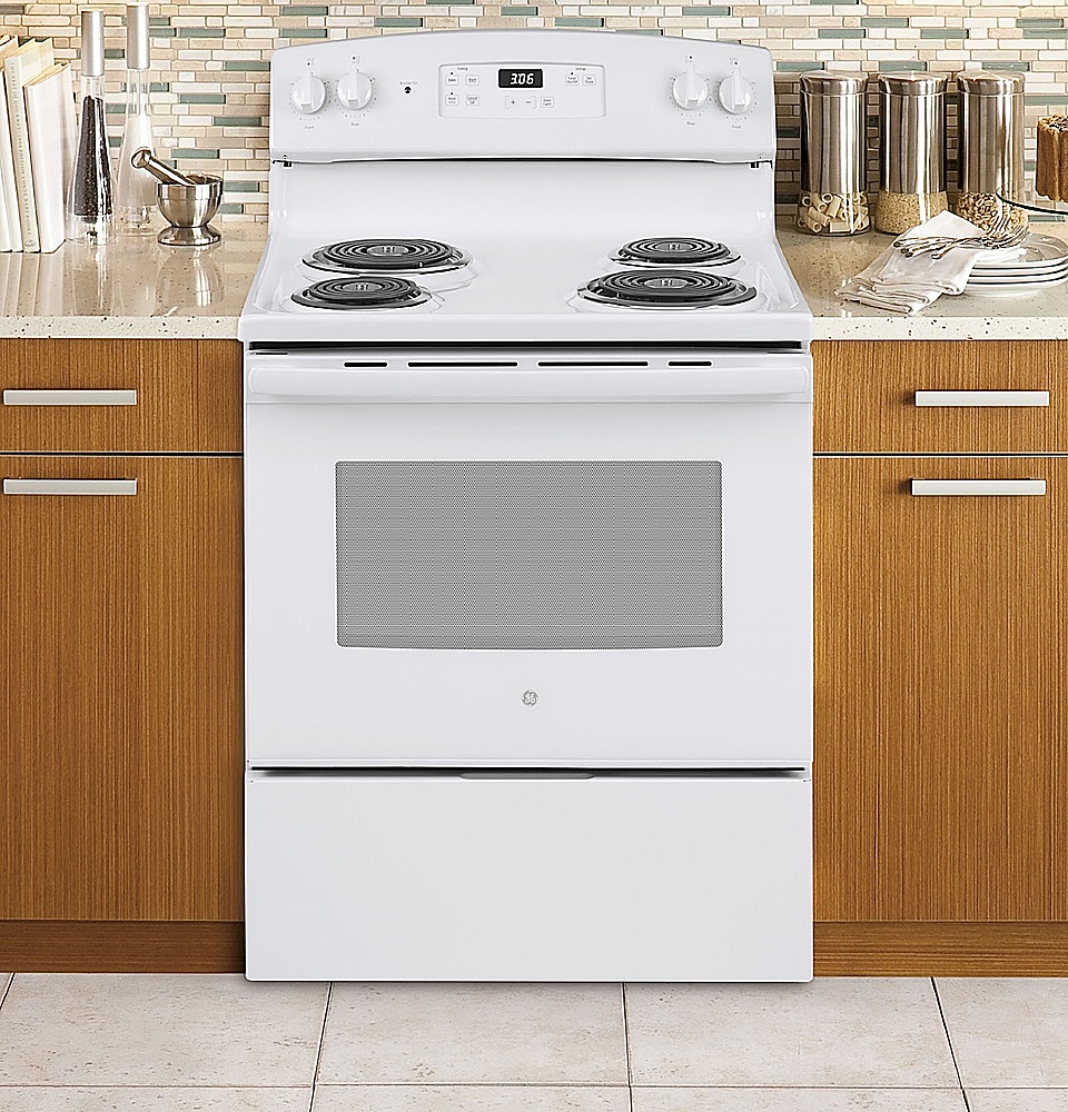 Angle View: GE - 5.0 Cu. Ft. Freestanding Electric Range - White