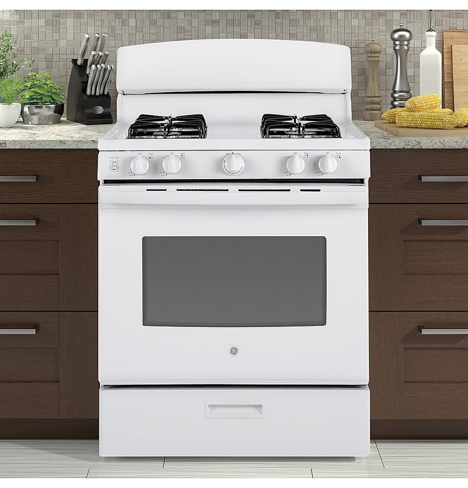 Alt View 15. GE - 4.8 Cu. Ft. Freestanding Gas Range - White.