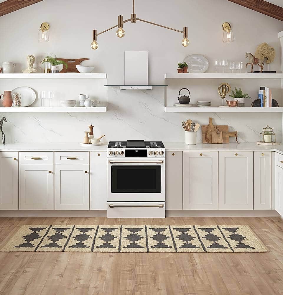Alt View 16. Café - 5.6 Cu. Ft. Slide-In Gas Convection Range, Customizable - Matte White.