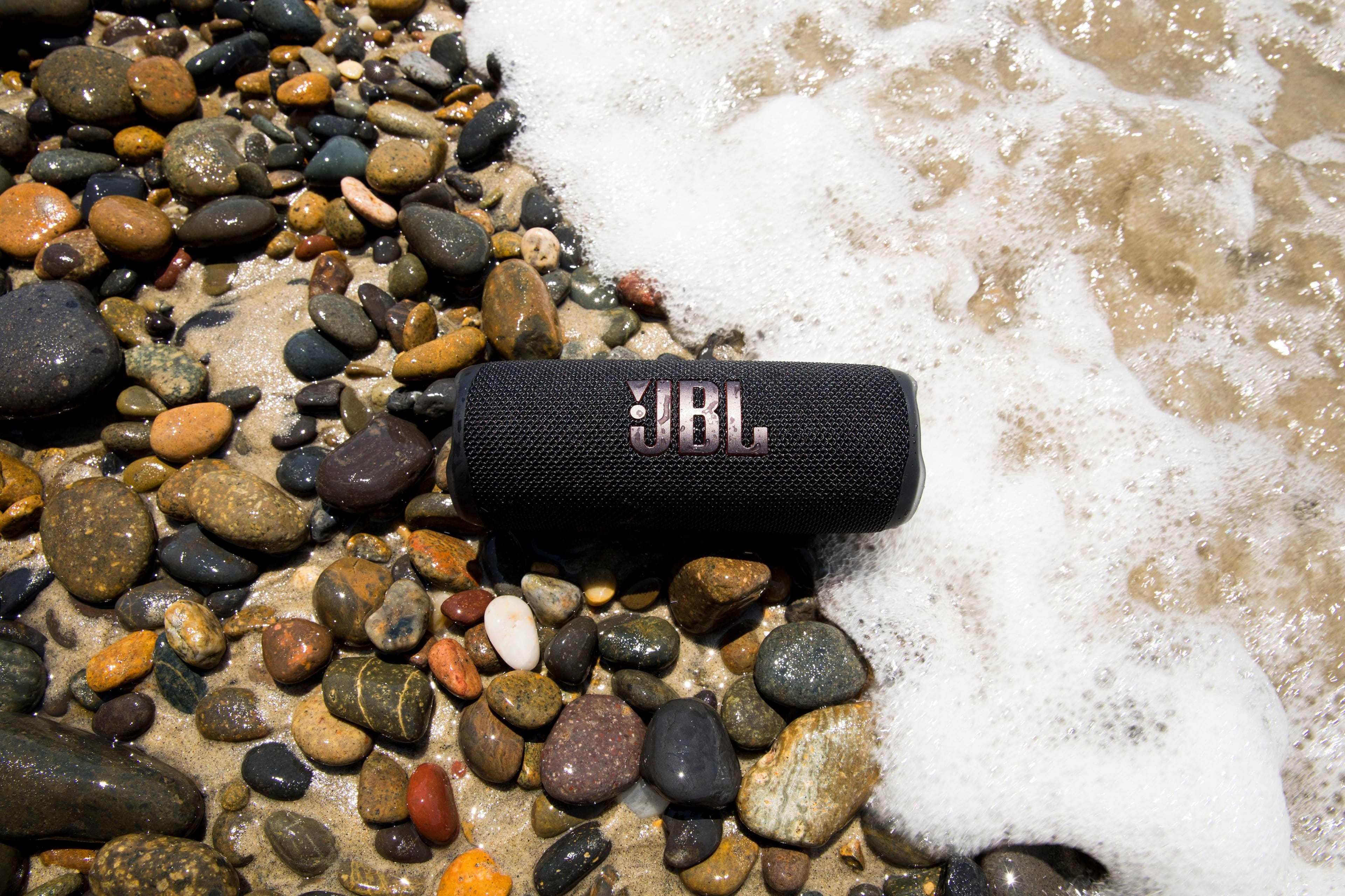 JBL Flip 6 Portable IP67 Waterproof Bluetooth Speaker Black – Gadgetgeek