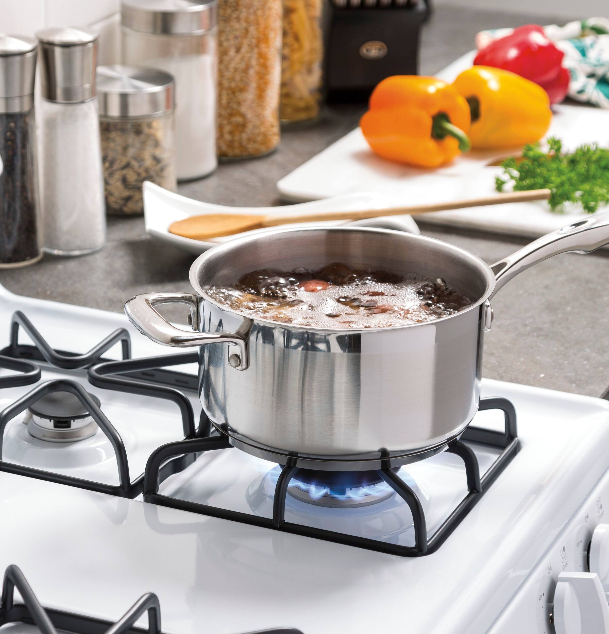 Alt View 16. GE - 4.8 Cu. Ft. Freestanding Gas Range - White.