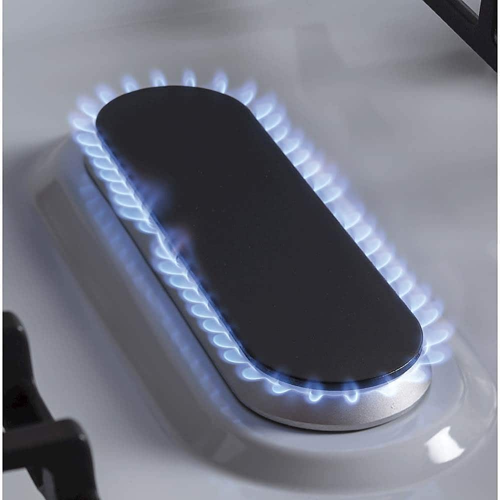 Alt View 19. GE - 5.0 Cu. Ft. Freestanding Gas Range - White.