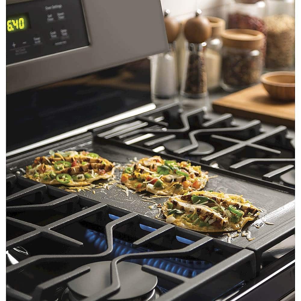 Alt View 2. GE - 5.0 Cu. Ft. Freestanding Gas Range - Slate.