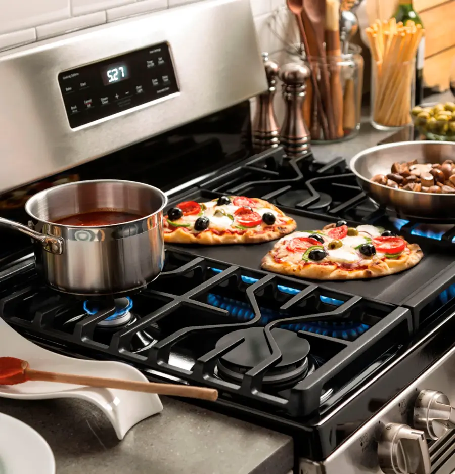 Alt View 20. GE - 5.0 Cu. Ft. Freestanding Gas Range - Stainless steel.