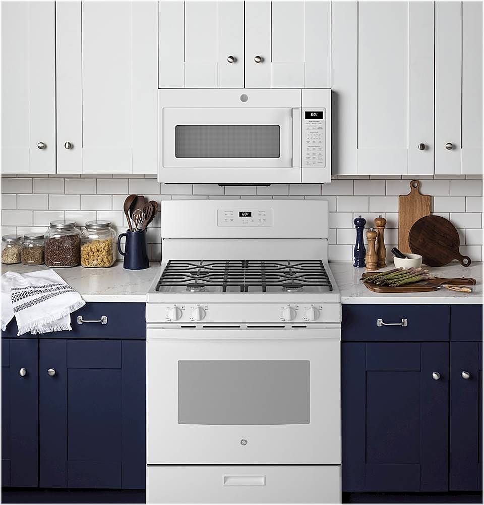 Alt View 13. GE - 4.8 Cu. Ft. Freestanding Gas Range - White.