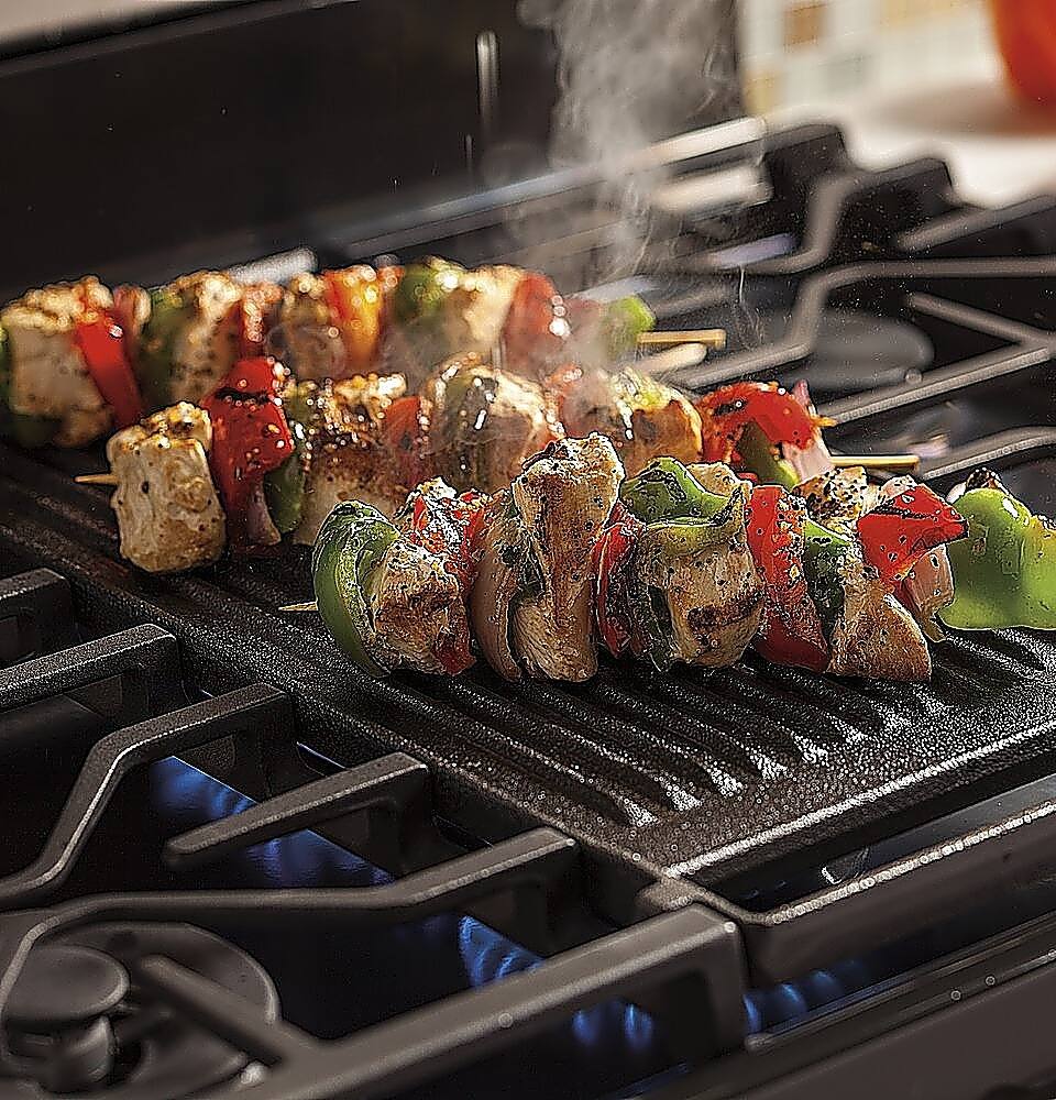 Alt View 24. GE Profile - 6.8 Cu. Ft. Frestanding Double Oven Gas True Convection Range with No-Preheat Air Fry - Black Stainless Steel.