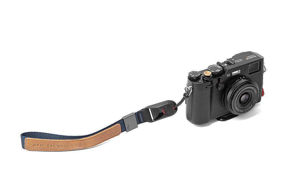 Alt View 14. Peak Design - Cuff Camera Strap - Midnight.