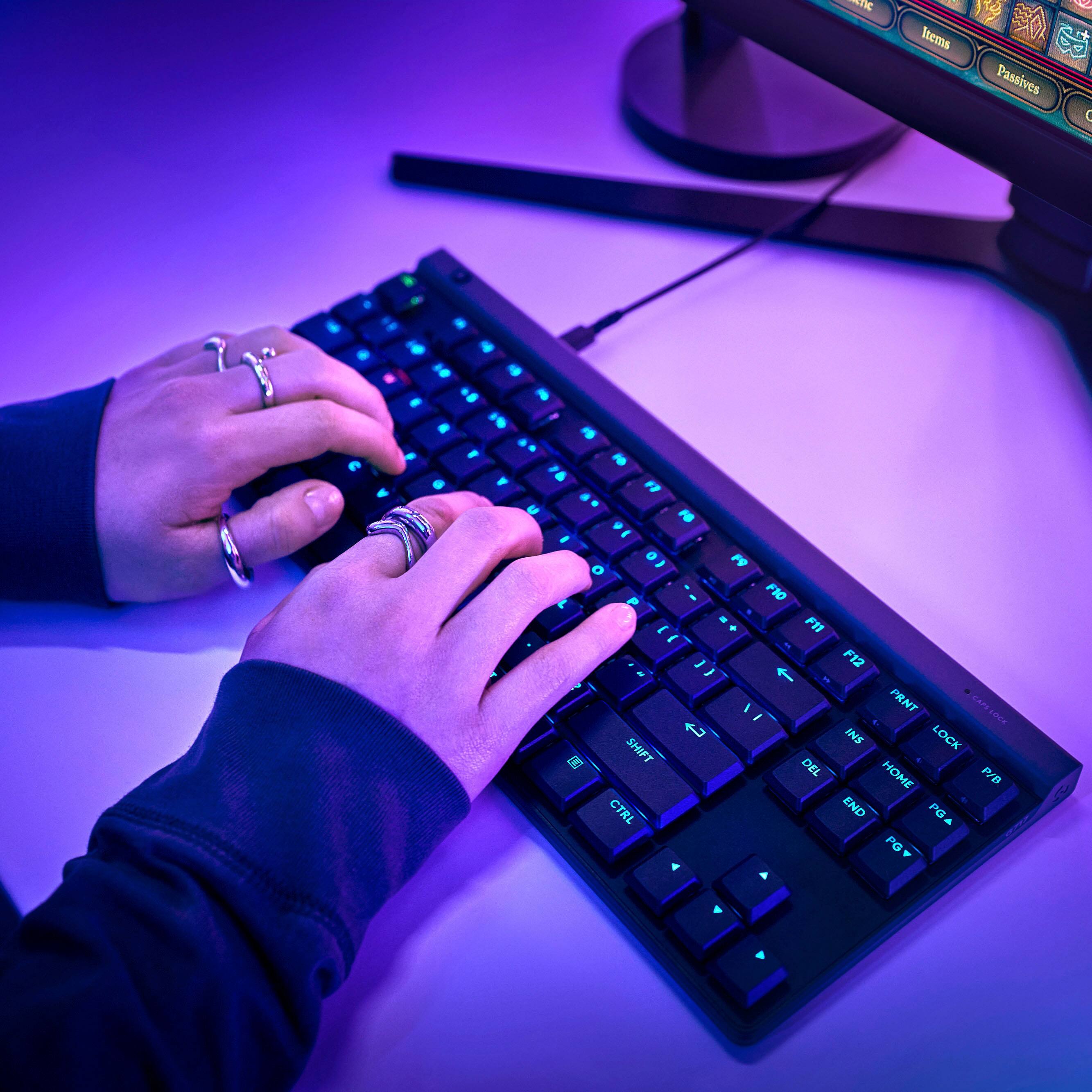 Iscms B Passives % 4 : a - N F 1 F 78 . 2 C .. 1 + I , 0 o P - 1 I I 1 - - SHIFT CTRL 4 F9 F10 F11 + 1 I DEL F12 PRNT CAPE s INS LOCK HOME PVB END PG PG 4 Y