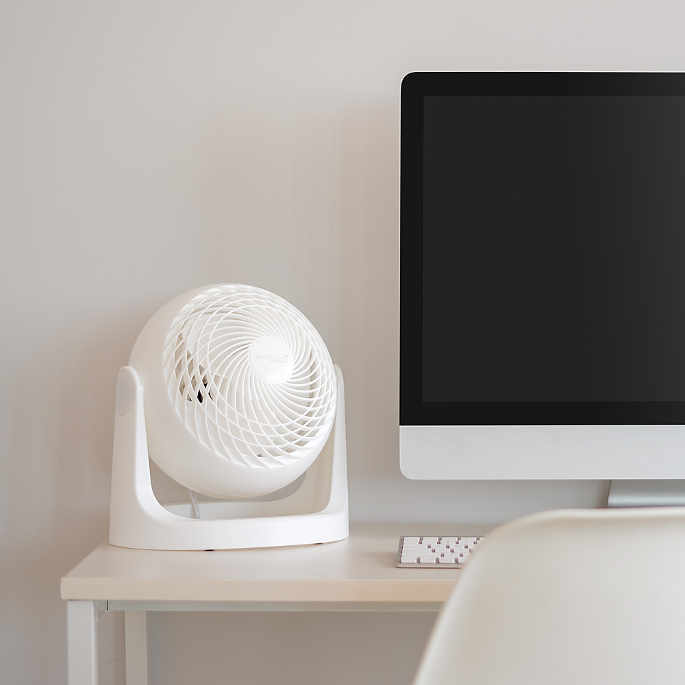 Angle View: Woozoo Air Circulator Fan - 3 Speed Desk Fan - 275 ft² Area Coverage - White