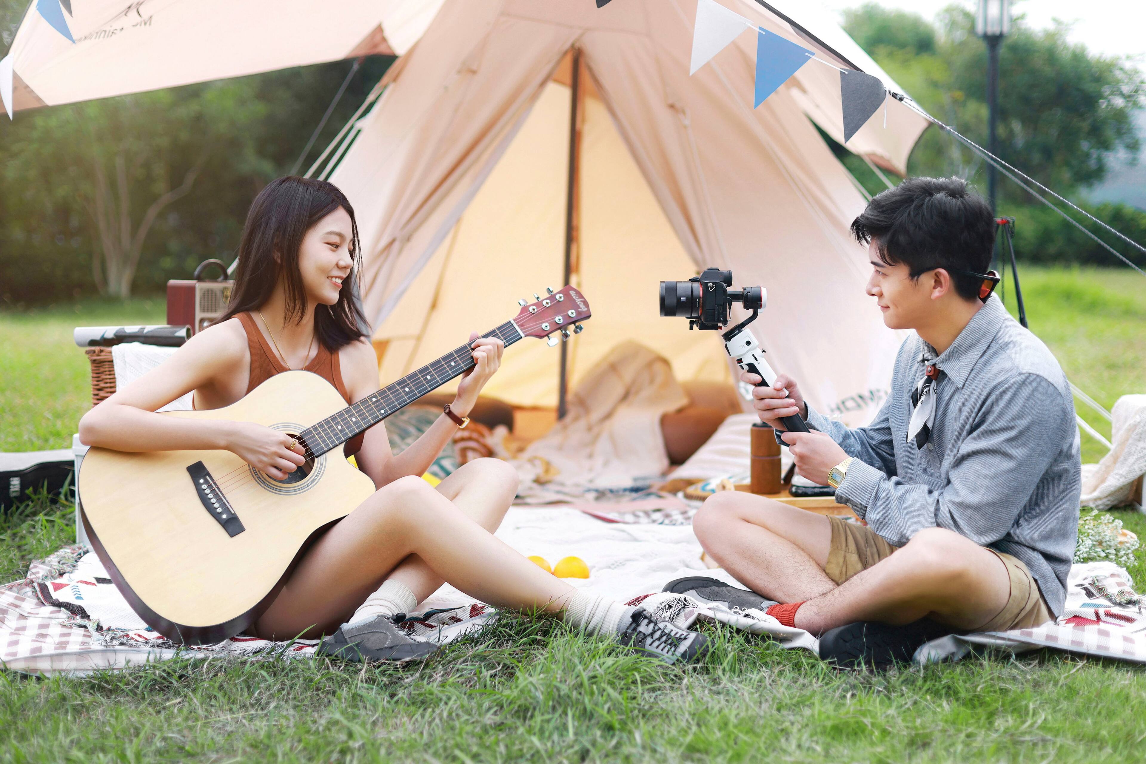 Alt View 17. Zhiyun - Crane M3 3-Axis Gimbal Stabilizer for Smartphones, Action Cameras, and Mirrorless Cameras with detachable tri-pod stand - White.