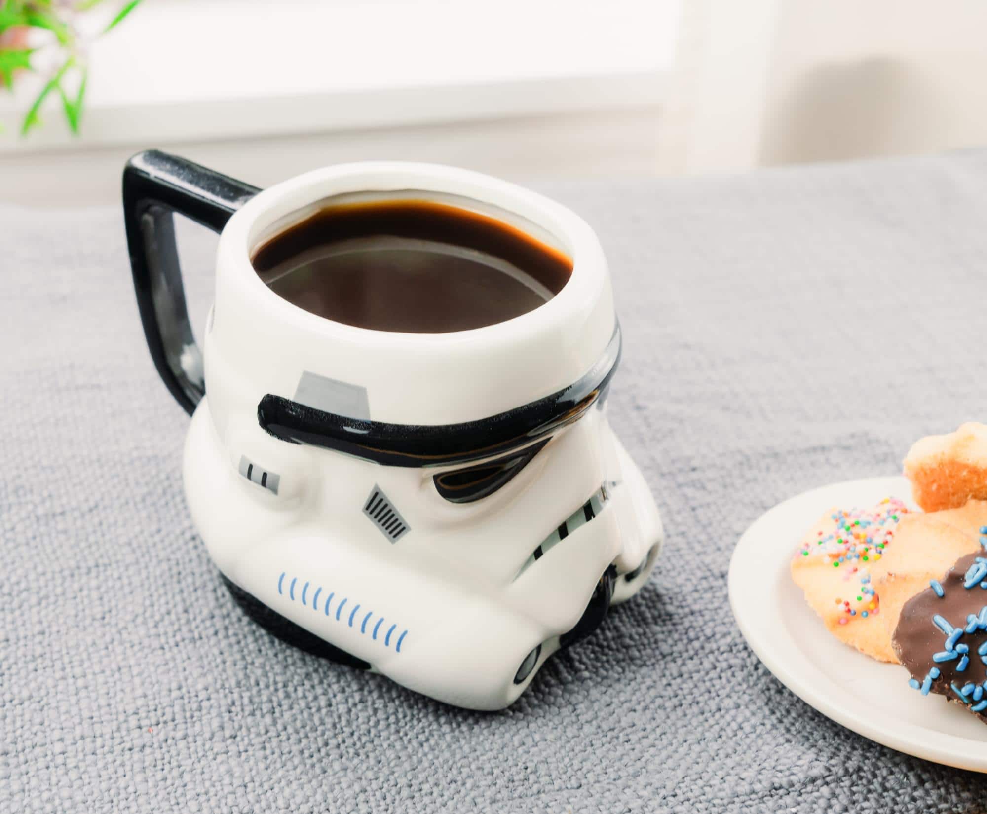 Star Wars Stormtrooper 3D Sculpted 20oz Mug