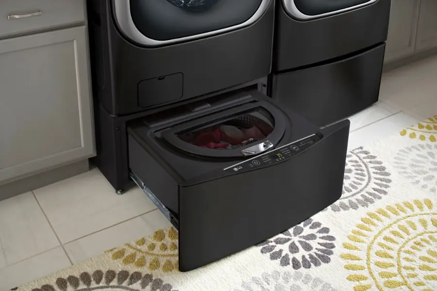 Alt View 22. LG - SideKick 1.0 Cu. Ft. High-Efficiency Top Load Pedestal Washer with 3-Motion Technology - Black steel.