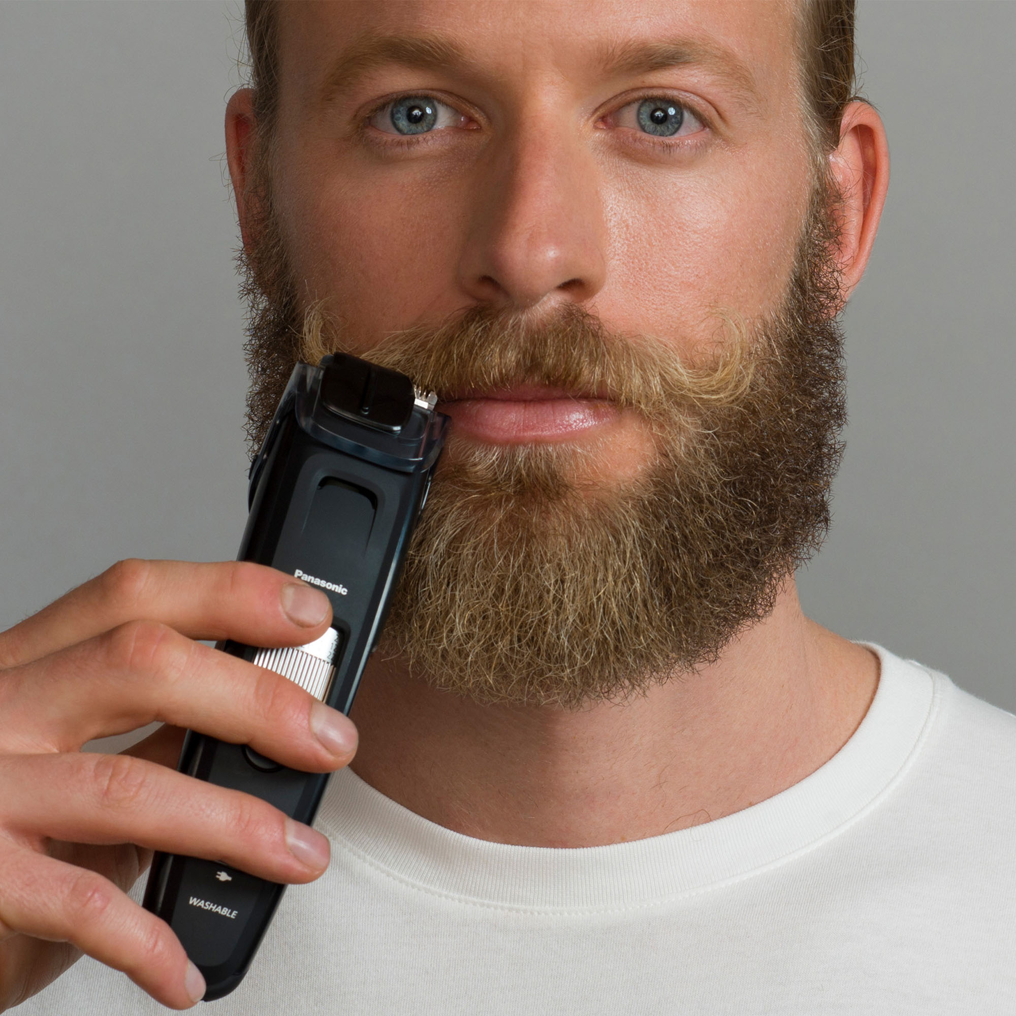 Best Buy: Panasonic Beard with Black ER-GB96-K 4 Rechargeable Trimmer Attachments ER-GB96-K Wet/Dry