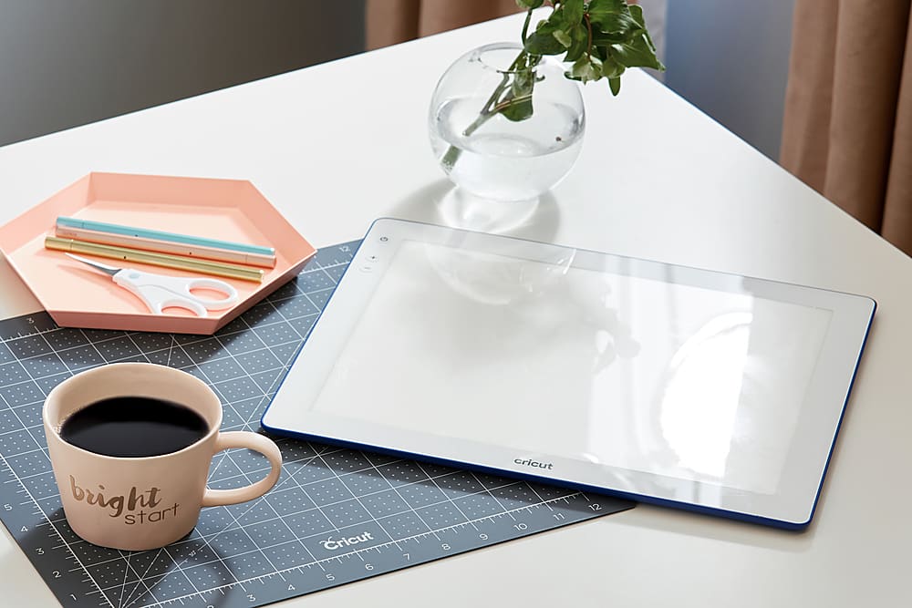 Alt View 17. Cricut - BrightPad Go - Indigo.