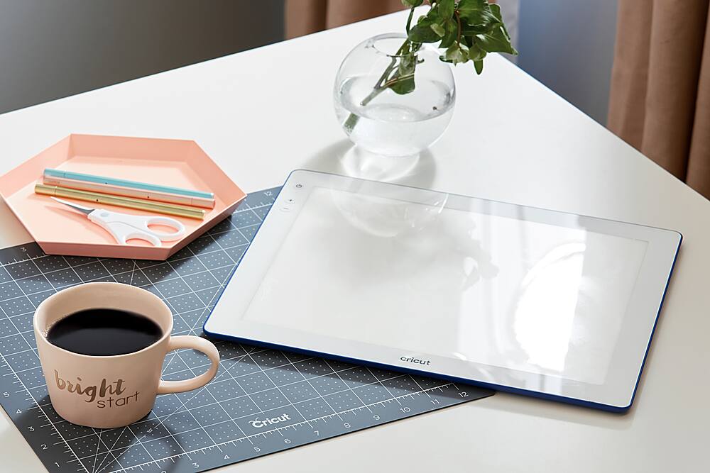 Alt View 17. Cricut - BrightPad Go - Indigo.