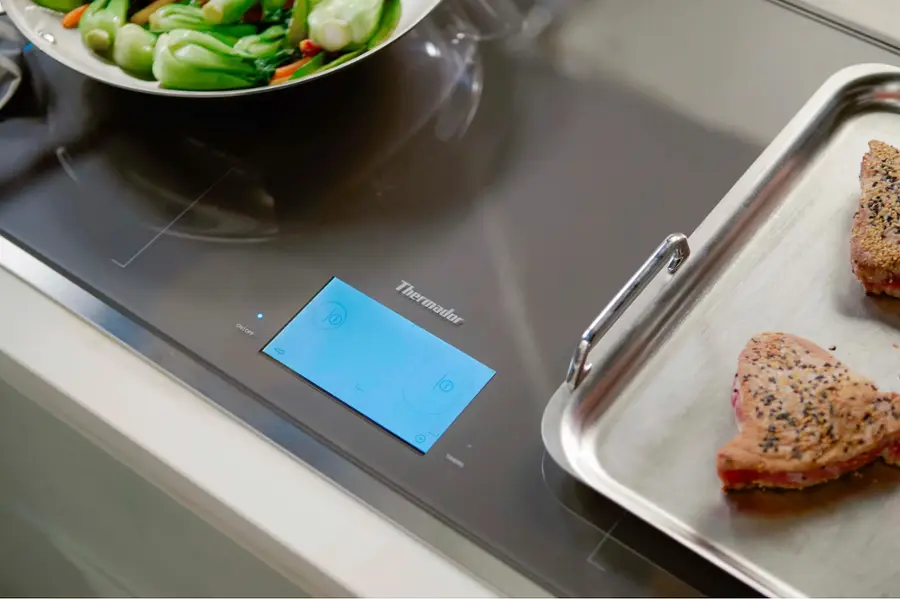 Alt View 16. Thermador - Freedom Series 36" Built-In Electric Induction Cooktop with 6 elements, Wifi and Frame - Dark Gray.