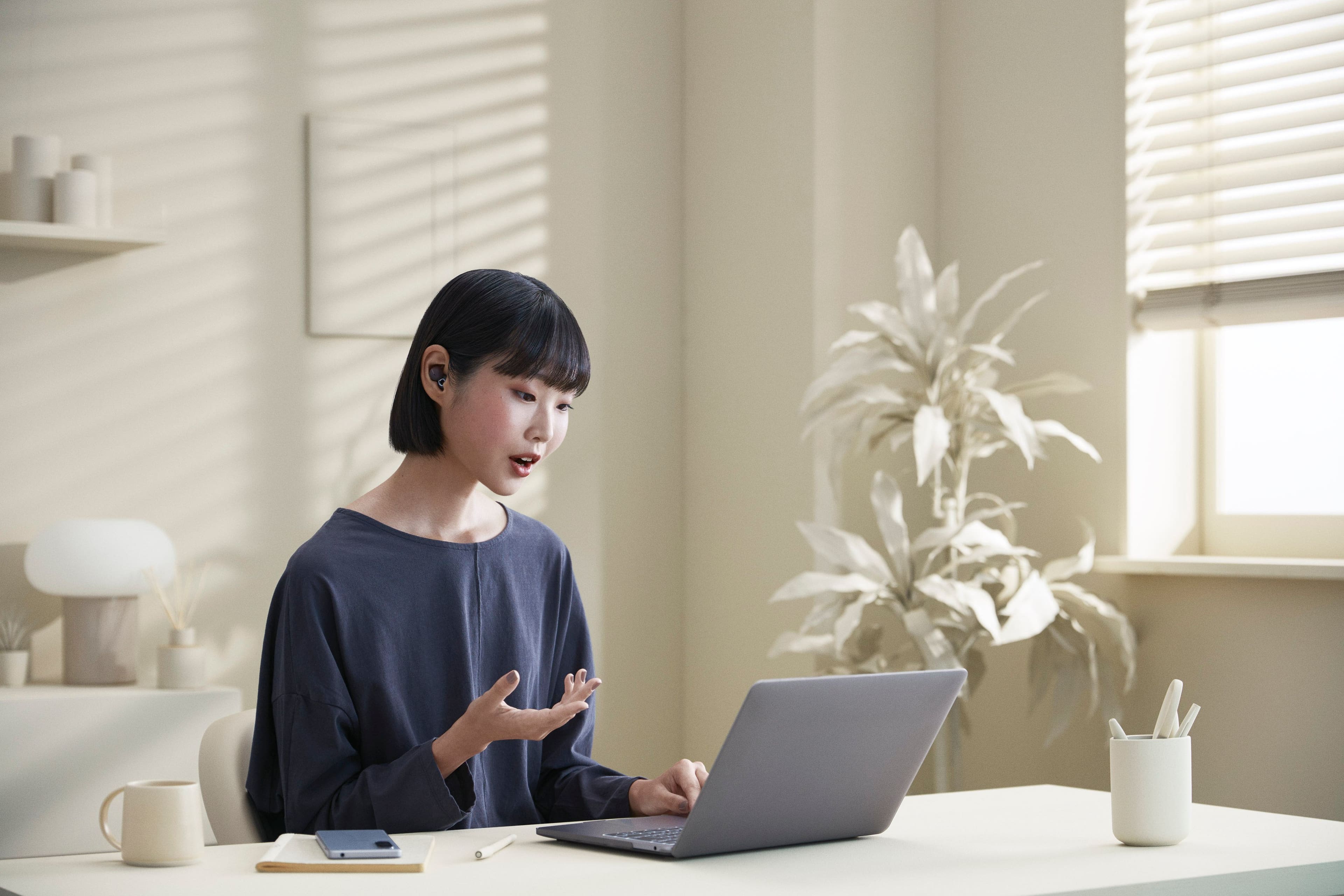 Alt View 16. Sony - LinkBuds True Wireless Open-Ear Earbuds - Dark Gray.