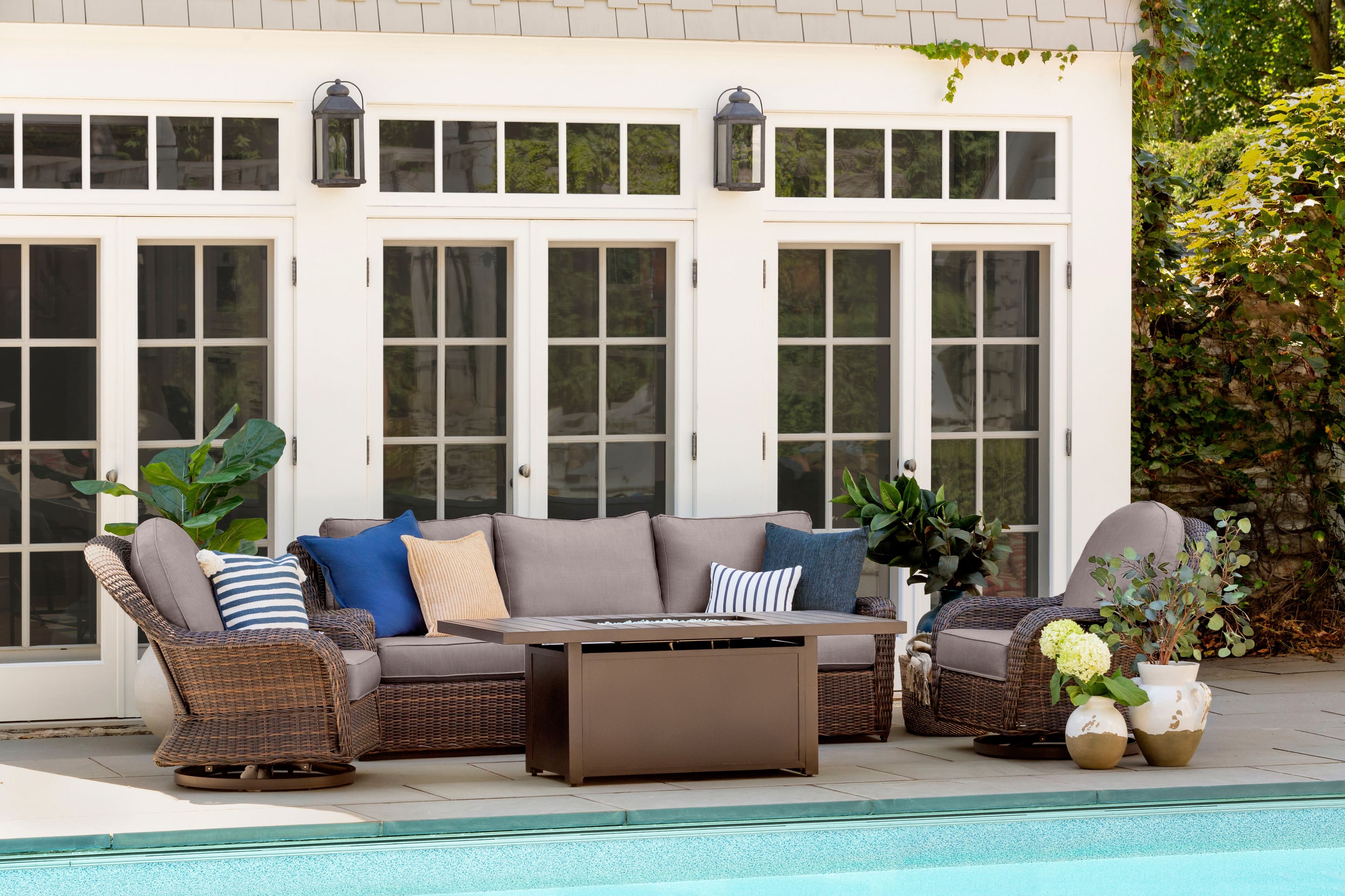 Alt View 17. Yardbird® - Waverly Outdoor Swivel Glider Chair - Shale.