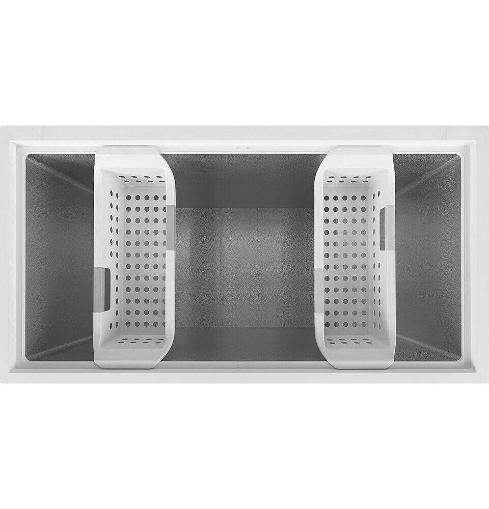 Alt View 11. GE - 10.7 Cu. Ft. Chest Freezer with Manual Defrost - White.